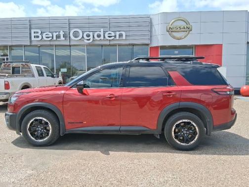2 Tone Red / Black Roof 2023 Nissan Pathfinder Rock Creek