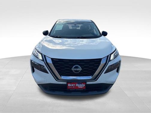 Glacier White 2023 Nissan Rogue S