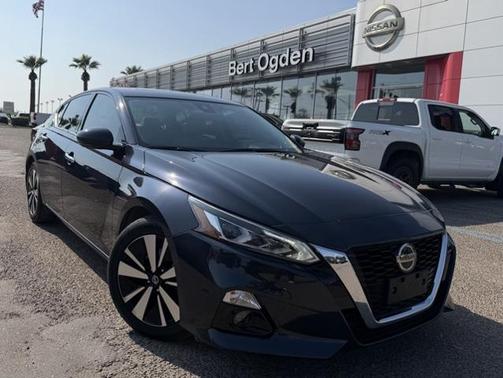 2022 Nissan Altima 2.5 SL