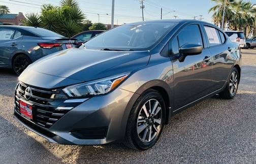 2024 Nissan Versa 1.6 SV