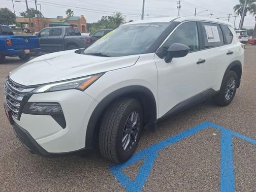 Glacier White 2025 Nissan Rogue S