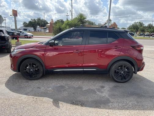 2024 Nissan Kicks SR
