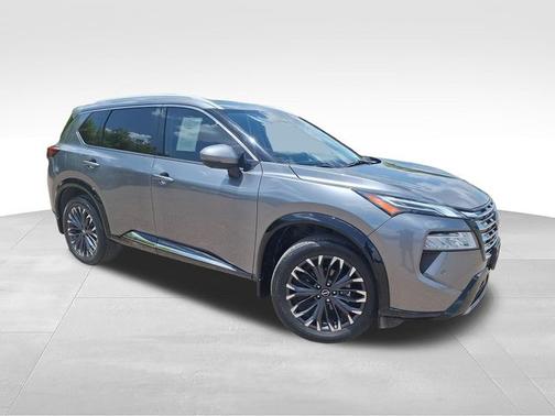 Gun Metallic 2024 Nissan Rogue Platinum