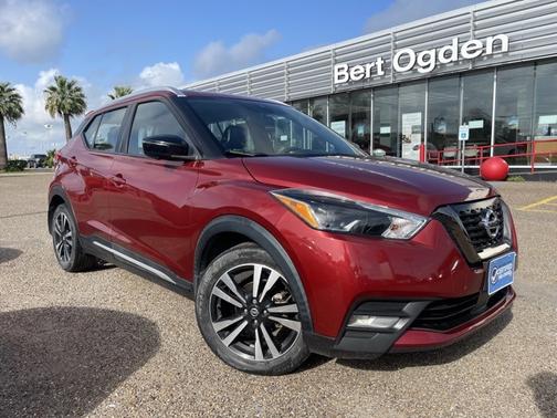2020 Nissan Kicks SR