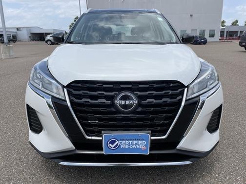 2022 Nissan Kicks SV