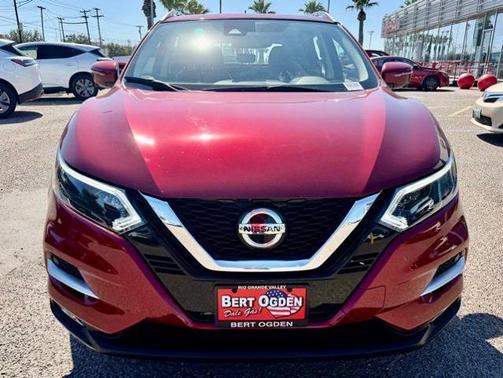 2022 Nissan Rogue Sport SL