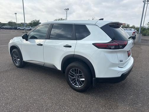 Glacier White 2024 Nissan Rogue S