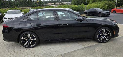 Black Sapphire Metallic 2026 BMW 530 530i