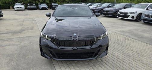 Black Sapphire Metallic 2026 BMW 530 530i