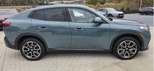 2025 BMW X2 xDrive28i