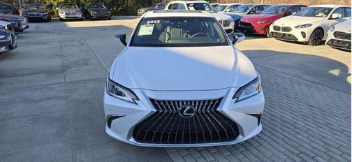 2023 Lexus ES 350 Base