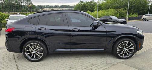 Carbon Black Metallic 2022 BMW X4 xDrive30i