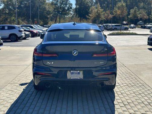 2021 BMW X4 xDrive30i