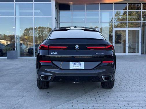 2026 BMW X6 xDrive40i