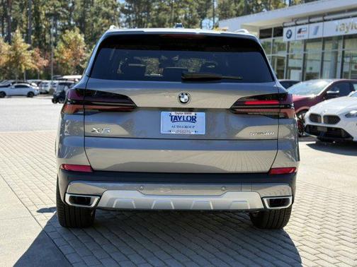 2026 BMW X5 sDrive40i