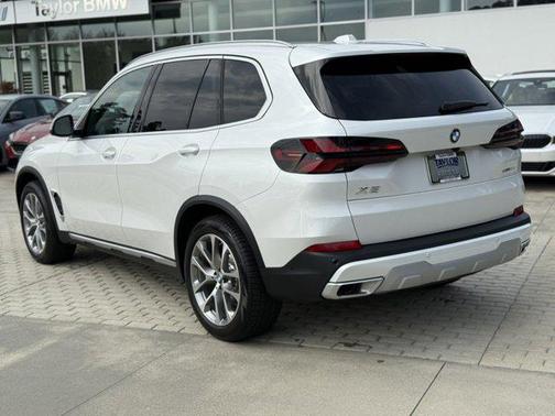 2026 BMW X5 sDrive40i