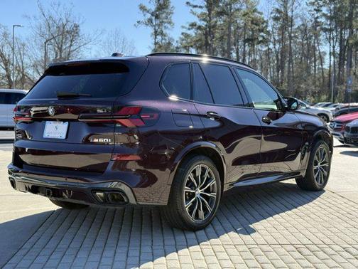 2024 BMW X5 M60i