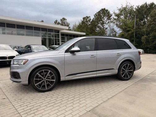 2021 Audi Q7 55 Prestige