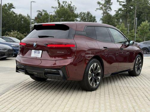 2026 BMW iX xDrive45