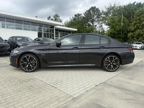 Dark Graphite Metallic 2023 BMW 530e Base