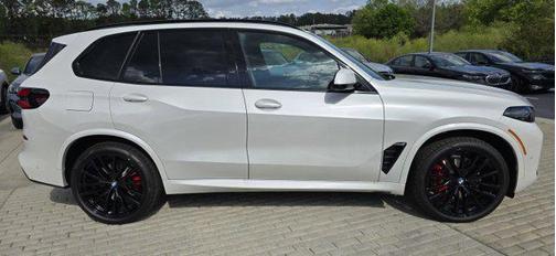Mineral White Metallic 2026 BMW X5 xDrive40i