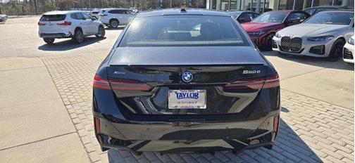 2026 BMW 550e xDrive