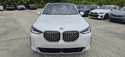 Mineral White Metallic 2026 BMW X3 30 xDrive