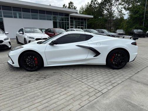2025 Chevrolet Corvette Stingray w/2LT