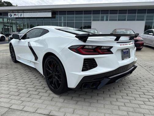 2025 Chevrolet Corvette Stingray w/2LT