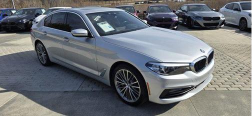 2018 BMW 540 540i