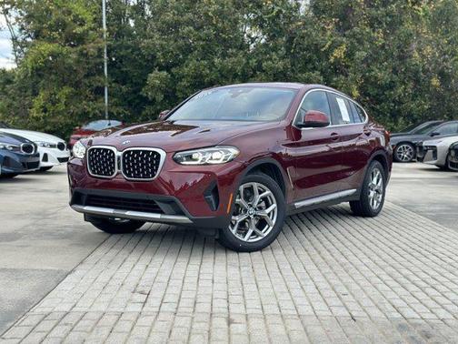 2025 BMW X4 xDrive30i