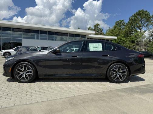 2026 BMW i5 eDrive40