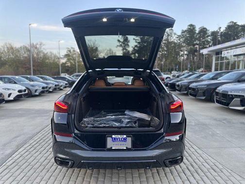 2026 BMW X6 xDrive40i