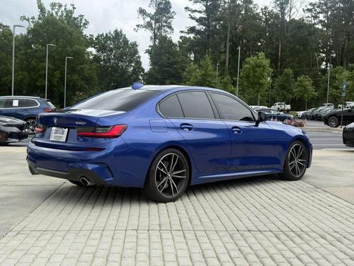 Portimao Blue Metallic 2021 BMW 330 330i