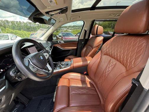 2021 BMW X7 xDrive40i