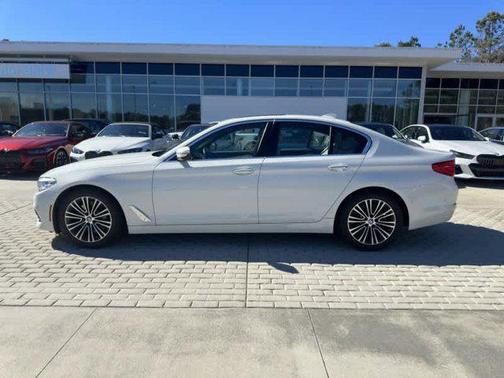2017 BMW 530 530i