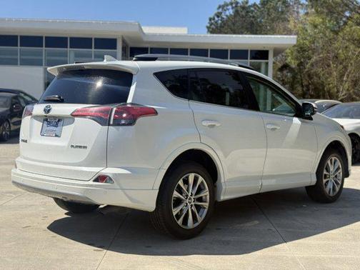 2018 Toyota RAV4 Platinum