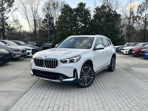 Alpine White 2026 BMW X1 xDrive28i