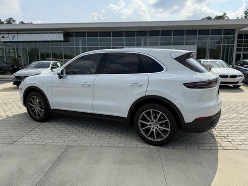 2023 Porsche Cayenne AWD
