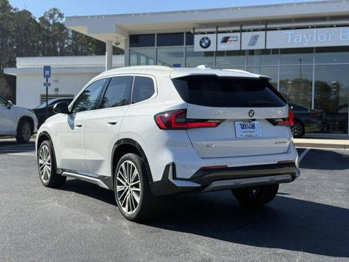 Mineral White Metallic 2026 BMW X1 xDrive28i