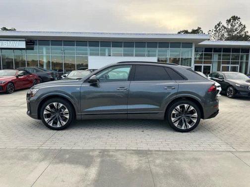 2026 Audi Q8 55 Premium Plus