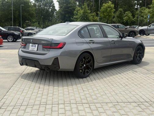Skyscraper Grey Metallic 2026 BMW 330 330i