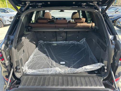 Carbon Black Metallic 2026 BMW X5 sDrive40i