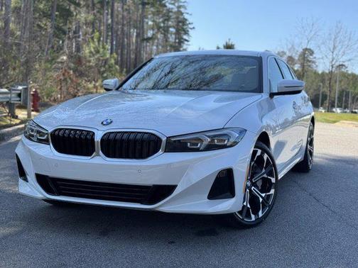 2025 BMW 330 i xDrive