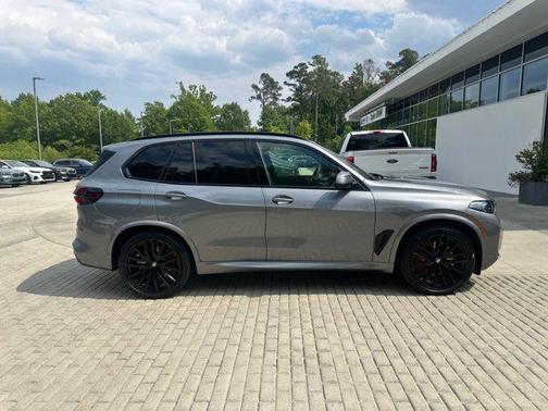 Skyscraper Grey Metallic 2026 BMW X5 sDrive40i