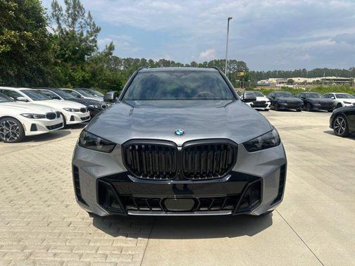 Skyscraper Grey Metallic 2026 BMW X5 sDrive40i