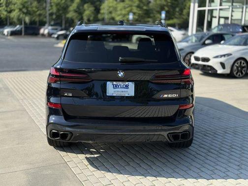 2025 BMW X5 M60i