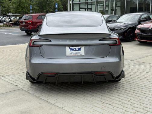 Stealth Grey 2024 Tesla Model 3 Standard Range