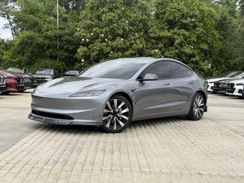 Stealth Grey 2024 Tesla Model 3 Standard Range