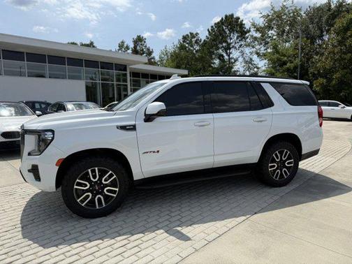 2023 GMC Yukon 4WD AT4